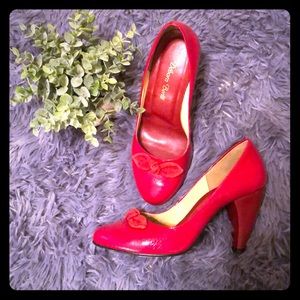 *Vintage* Red Pin-Up Style Heels